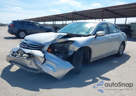 2011 Honda Accord 2.4 Lx-P из США, поврежденный, VIN 1HGCP2F47BA155870